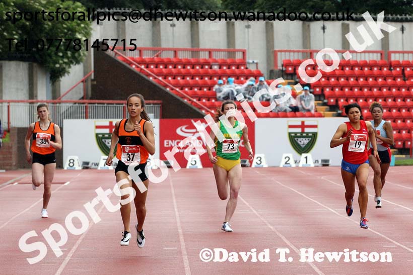 Senior girls 400 metres, English Schools Track and Field. Photo: David T. Hewitson/Sports for All Pics